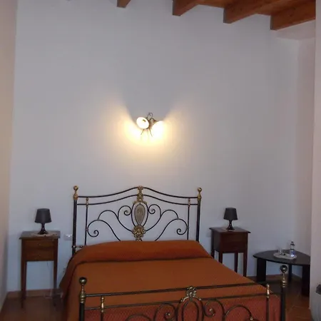 Arangea Bauernhof Lequile